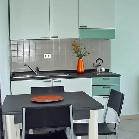 Tre Ponti Апарт-отель Вербания